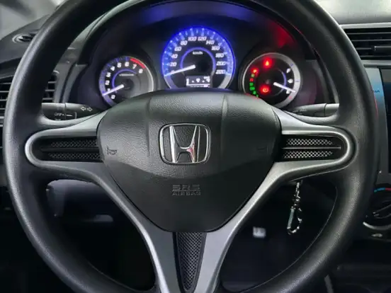 HONDA-CITY-1.5 LX 16V FLEX 4P AUTOMÁTICO HONDA-CITY-2013
