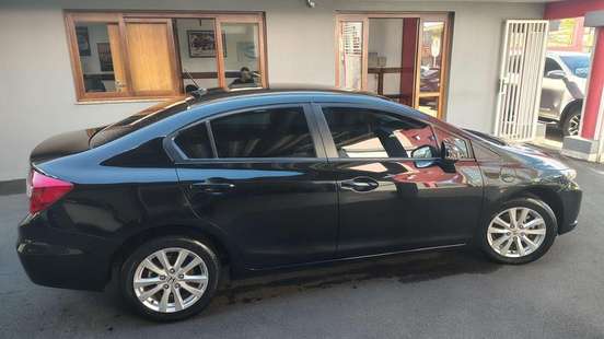 HONDA-CIVIC-2013