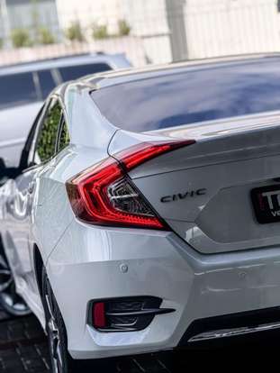 HONDA-CIVIC-2020