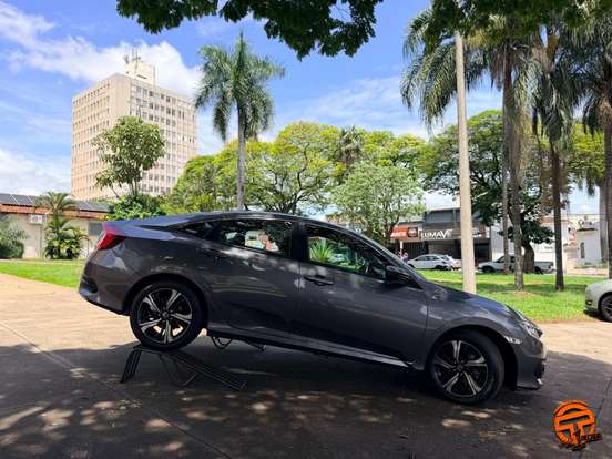 HONDA-CIVIC-2018