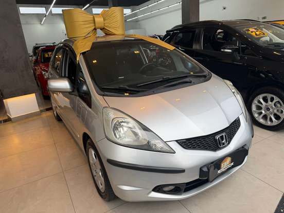 HONDA-FIT-2010