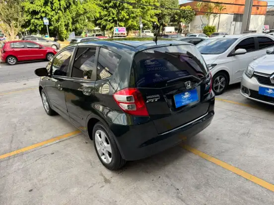 HONDA-FIT-1.4 LX 16V FLEX 4P MANUAL HONDA-FIT-2010