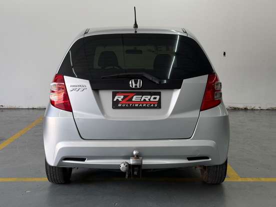 HONDA-FIT-2012