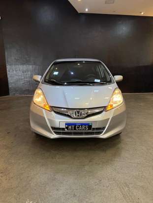 HONDA-FIT-2012