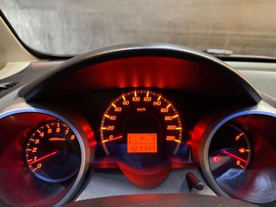 HONDA-FIT-2012