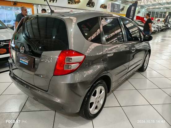 HONDA-FIT-2009