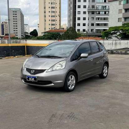 HONDA-FIT-2010