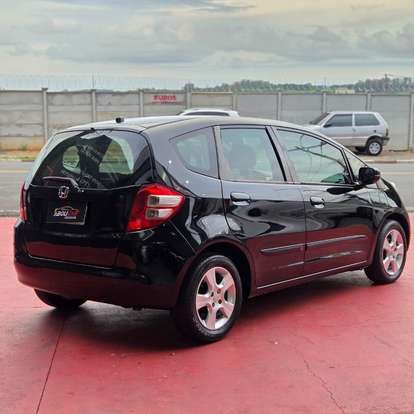 HONDA-FIT-2010