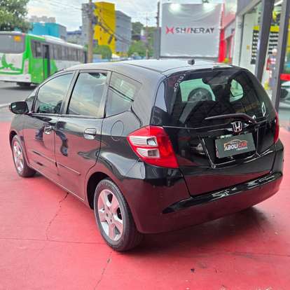 HONDA-FIT-2010