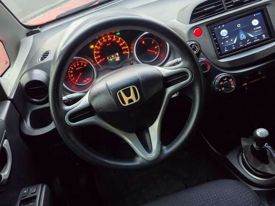 HONDA-FIT-1.4 LX 8V FLEX 4P MANUAL HONDA-FIT-2010
