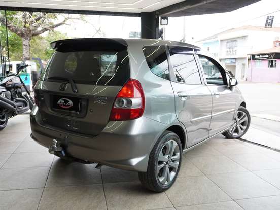 HONDA-FIT-2006