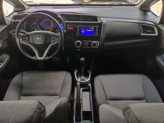 HONDA-FIT-2015