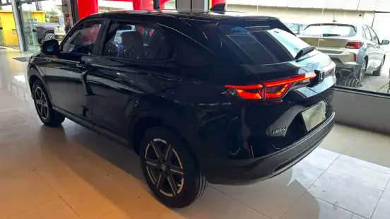 HONDA-HR-V-2024
