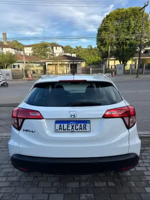 HONDA-HR-V-2015