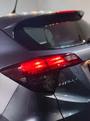HONDA-HR-V-2021