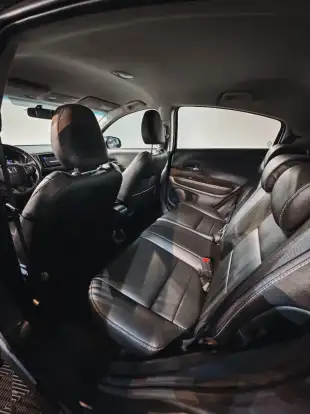 HONDA-HR-V-2021