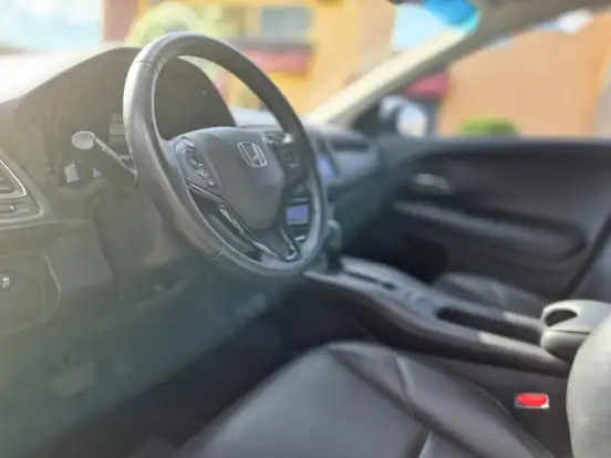 HONDA-HR-V-2016
