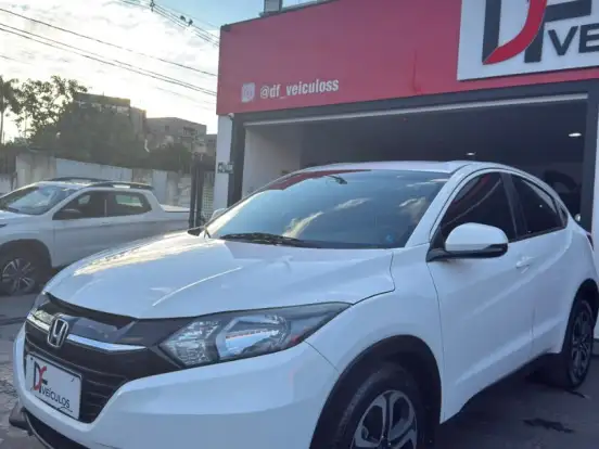 HONDA-HR-V-1.8 16V FLEX LX 4P AUTOMÁTICO HONDA-HR-V-2017