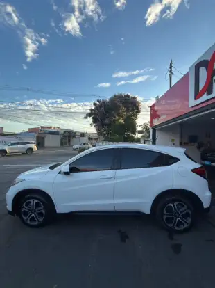 HONDA-HR-V-2017