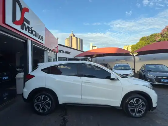 HONDA-HR-V-1.8 16V FLEX LX 4P AUTOMÁTICO HONDA-HR-V-2017