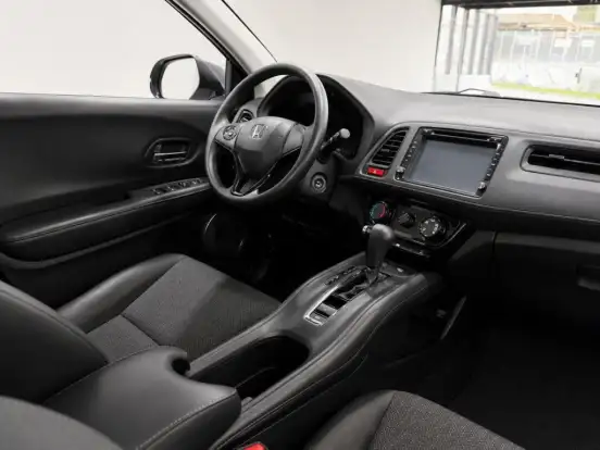 HONDA-HR-V-1.8 16V FLEX LX 4P AUTOMÁTICO HONDA-HR-V-2017