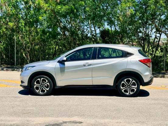 HONDA-HR-V-2015