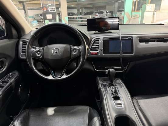 HONDA-HR-V-1.8 16V FLEX TOURING 4P AUTOMÁTICO HONDA-HR-V-2017