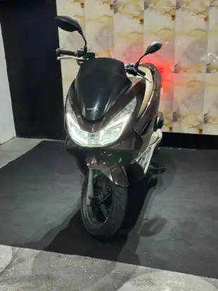 HONDA-PCX-2018