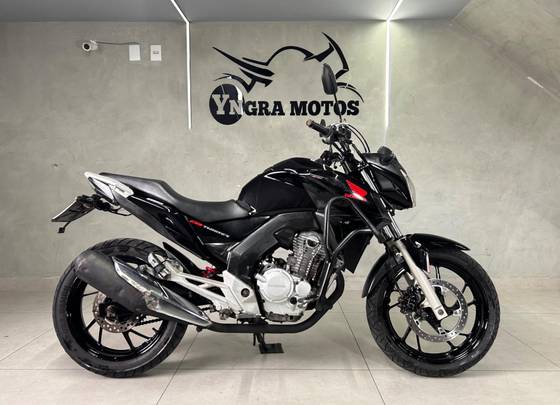HONDA CB TWISTER 