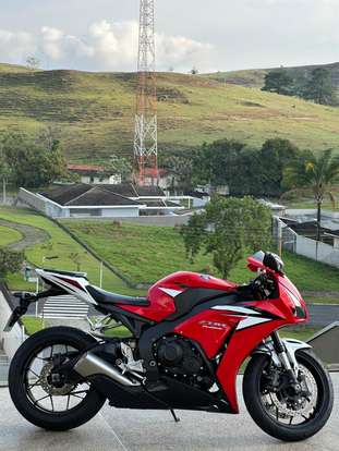 HONDA-CBR 1000RR FIREBLADE-2012