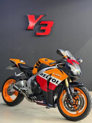 HONDA CBR 1000RR FIREBLADE 