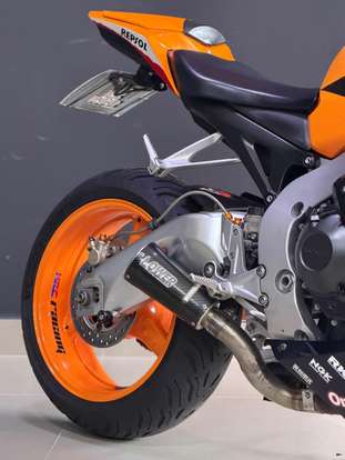 HONDA-CBR 1000RR FIREBLADE-2010