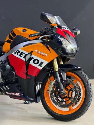 HONDA-CBR 1000RR FIREBLADE-2010