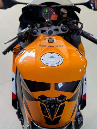 HONDA-CBR 1000RR FIREBLADE-2010