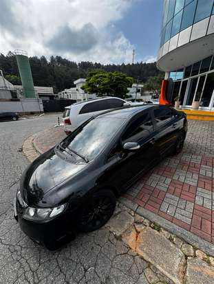 HONDA-CIVIC-2010