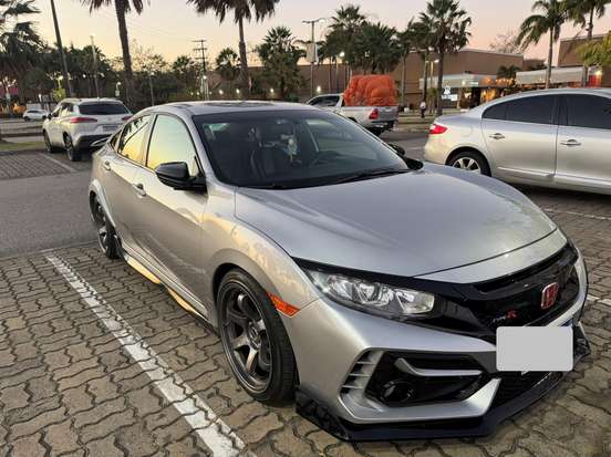 HONDA-CIVIC-2021