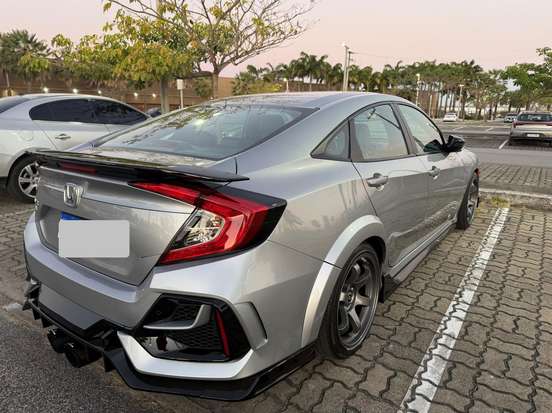 HONDA-CIVIC-2021