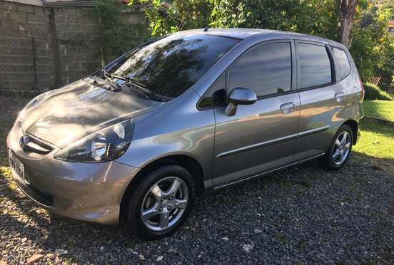HONDA-FIT-2007