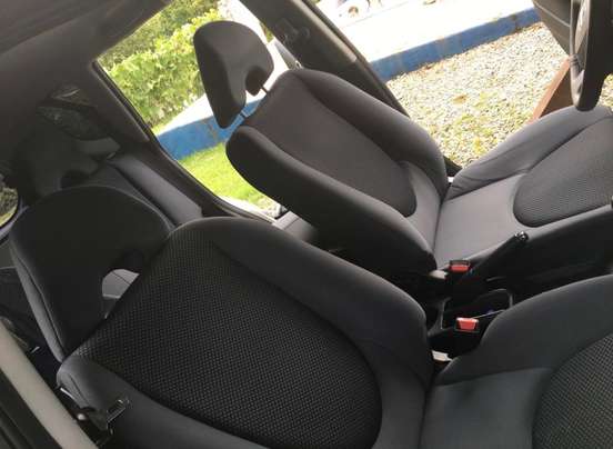 HONDA-FIT-2007