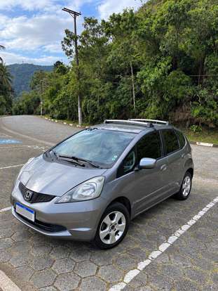 HONDA-FIT-2009