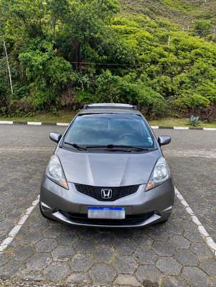 HONDA-FIT-2009