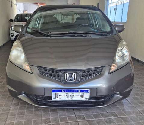 HONDA-FIT-2010