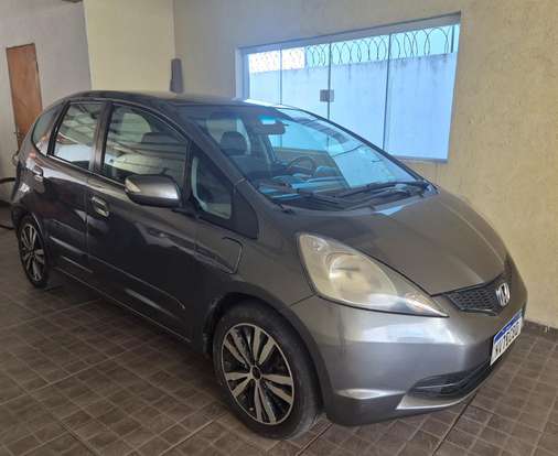 HONDA-FIT-2010