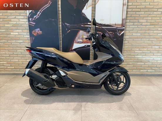 HONDA-PCX 160 DLX-2025