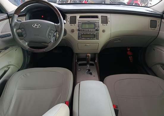 HYUNDAI-AZERA-3.3 MPFI GLS SEDAN V6 24V GASOLINA 4P AUTOMÁTICO HYUNDAI-AZERA-2010