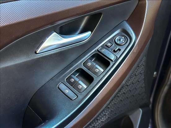 HYUNDAI-CRETA-2023