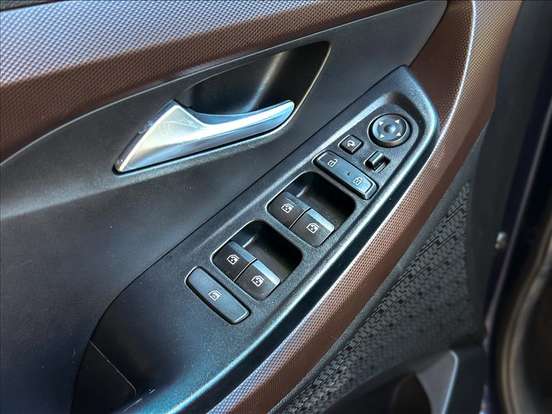 HYUNDAI-CRETA-1.0 TGDI FLEX PLATINUM AUTOMÁTICO HYUNDAI-CRETA-2023