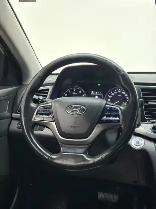 HYUNDAI-ELANTRA-2016