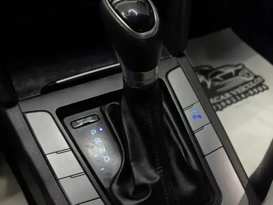 HYUNDAI-ELANTRA-2.0 16V FLEX 4P AUTOMÁTICO HYUNDAI-ELANTRA-2016