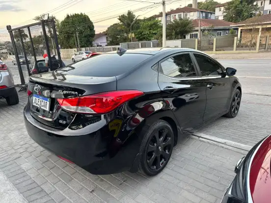 HYUNDAI-ELANTRA-2012